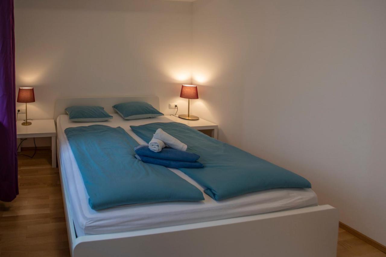 City Center Apartment For 6 Persons! Инсбрук Экстерьер фото