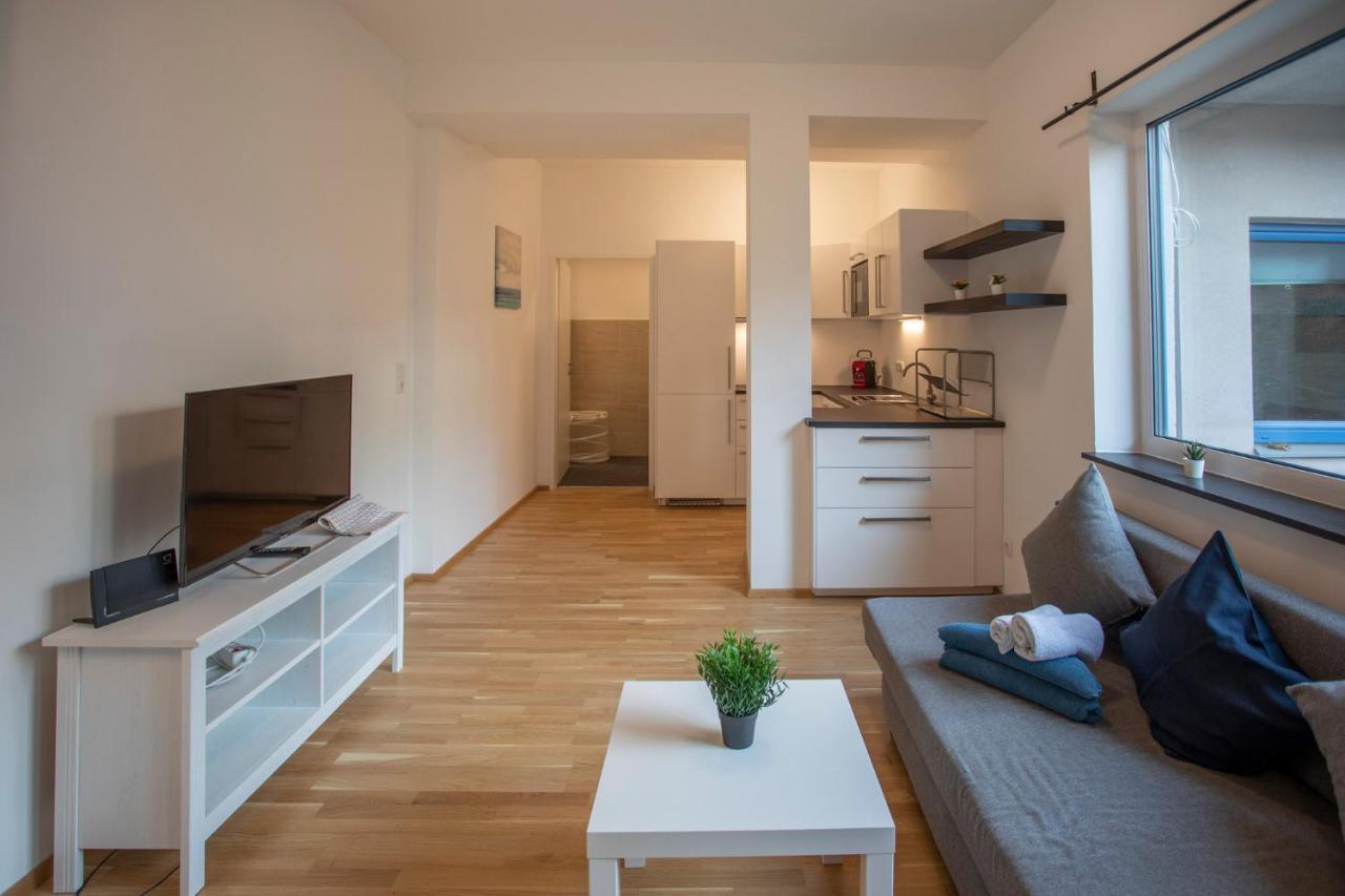 City Center Apartment For 6 Persons! Инсбрук Экстерьер фото